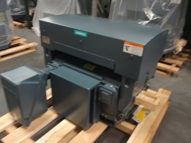 600 HP 3600 RPM Siemens, Frame 509S, weather protected enclosure type 2, SB, new, 2300/4000 Volts (2 - Image 2