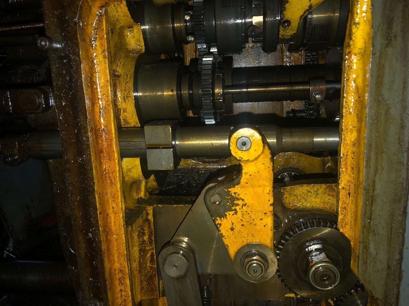 Wickman #1" x 6 spindle, electromagnetic clutch, chip conveyor, stock reel & stand, serial #16100, 1976 - Image 4