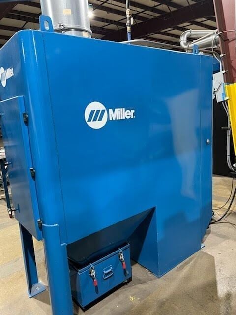 Miller, PerformArc PA-350S, Panasonic robot, Servo driven indexing turntable pay per load 350 lbs., 2020 - Image 8