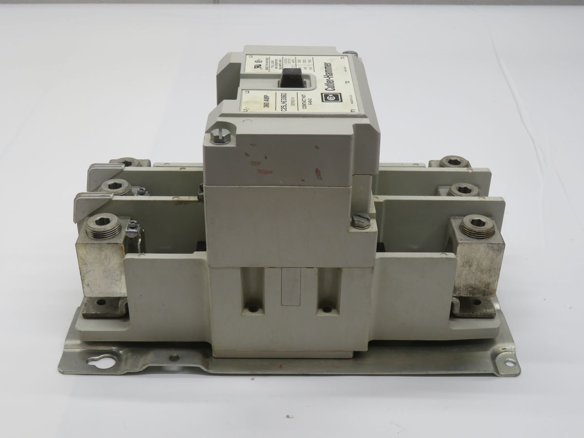 360 Amp, Cutler Hammer #C25LNE3360, Contactor, 3 Pole, 110/120 Volts Coil, 50/60 Hz. - Image 2