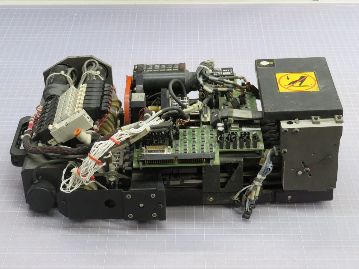 Universal Instruments #47443407, Assembly Controller - Image 4