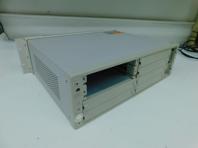 Agilent #34980A, Multifunction Switch/Measure Mainframe - Image 2