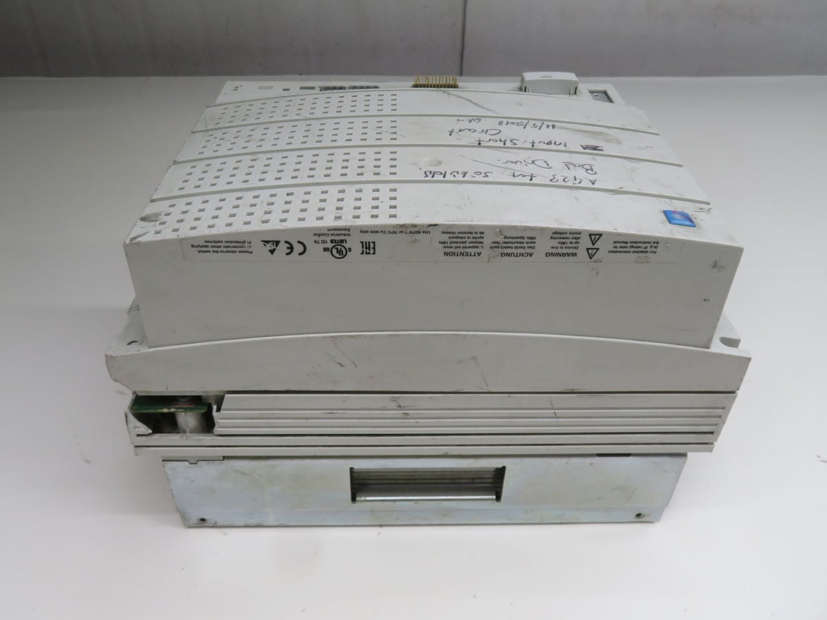 22 KW Lenze #E82EV223K4B201, 8200 Vector Frequency Inverter, 400/500 Volts AC - Image 2