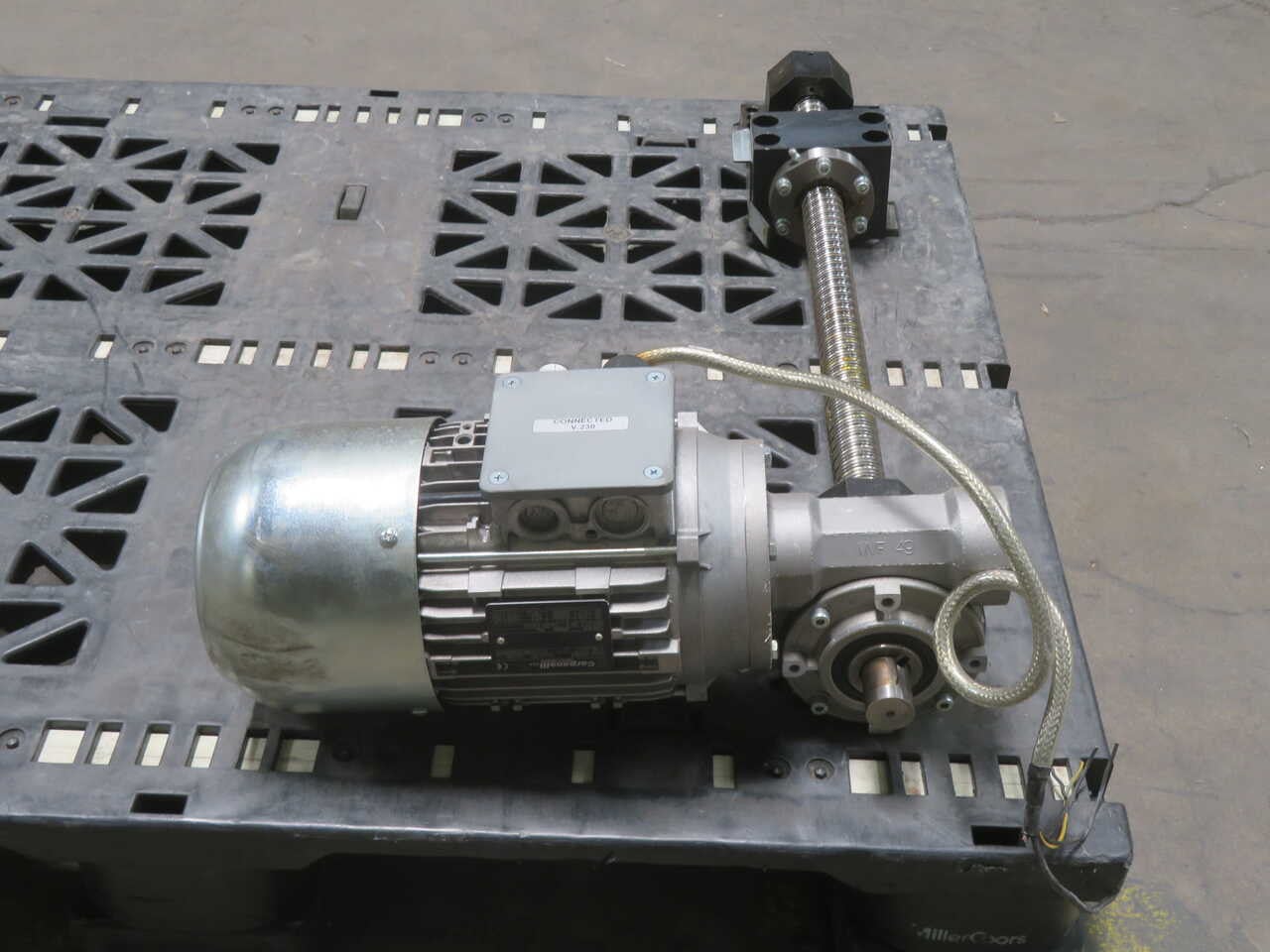 Carpanelli #MA80B4, Motorized Worm Gear Jack System, VF49, P80B14 - Image 4