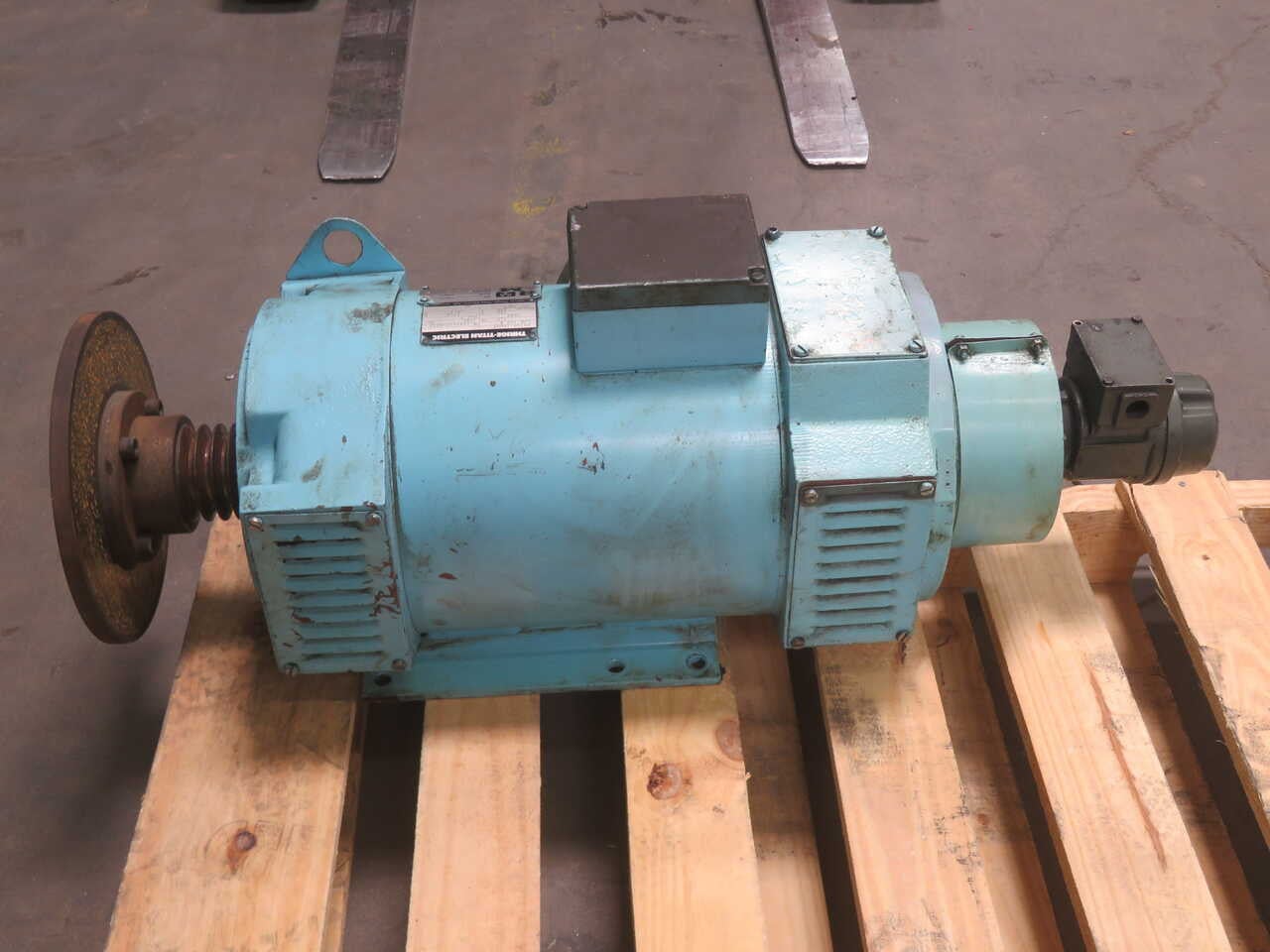 3 HP KW RPM 1780 Thrige-Titan #LAK-132-B, 310 Volts, DC Shunt Motor, Class F 2 available) - Image 6