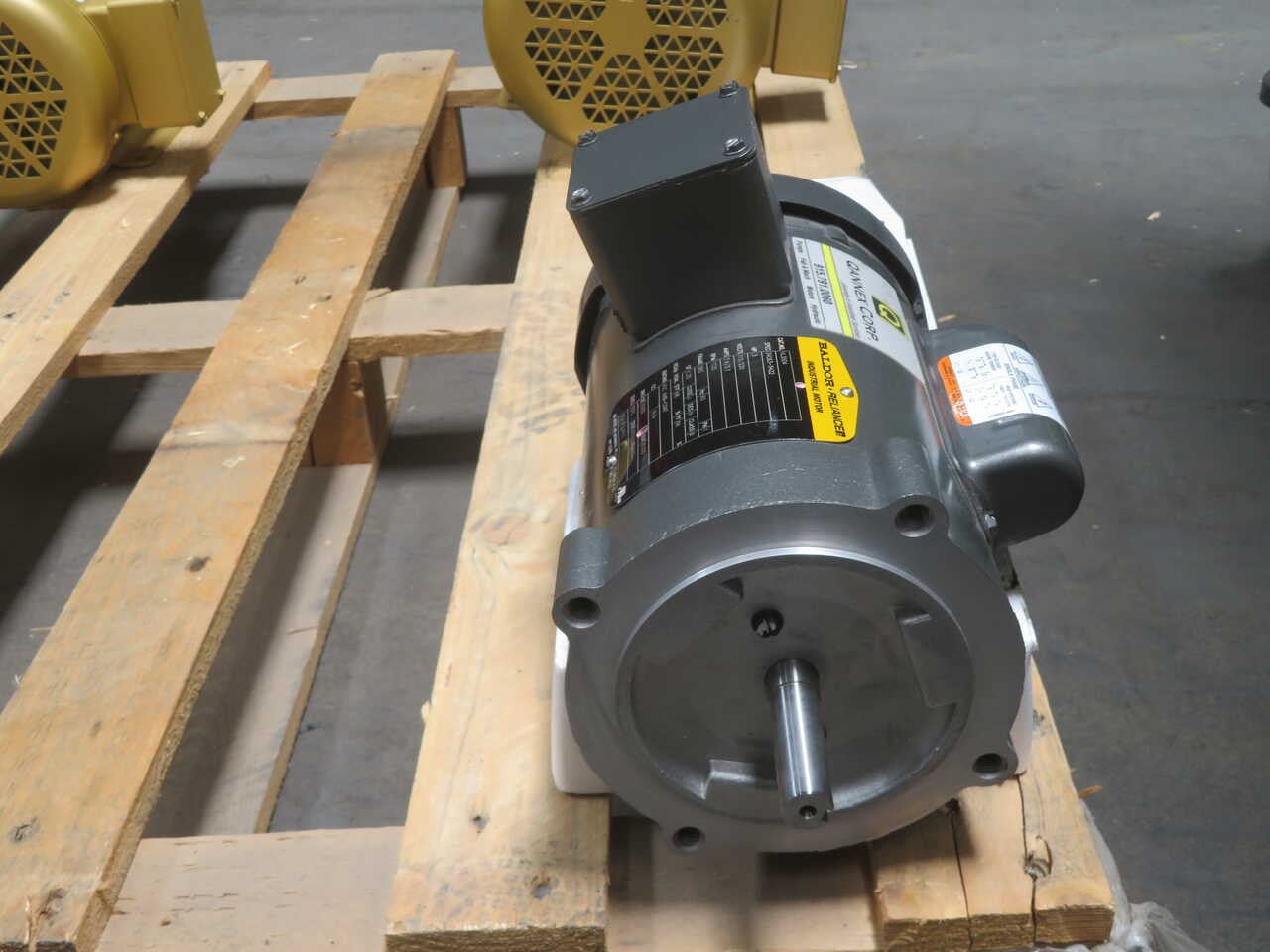 1/2 HP 1725 RPM Baldor #VL3504, Frame 56C, 1 phase, TEFC, C-Face Motor, 60 Hz. - Image 3