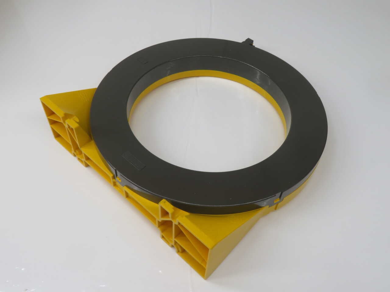 Bender #CTAC210, 8-1/4" Current Transformer for Insulation Monitoring - Image 1