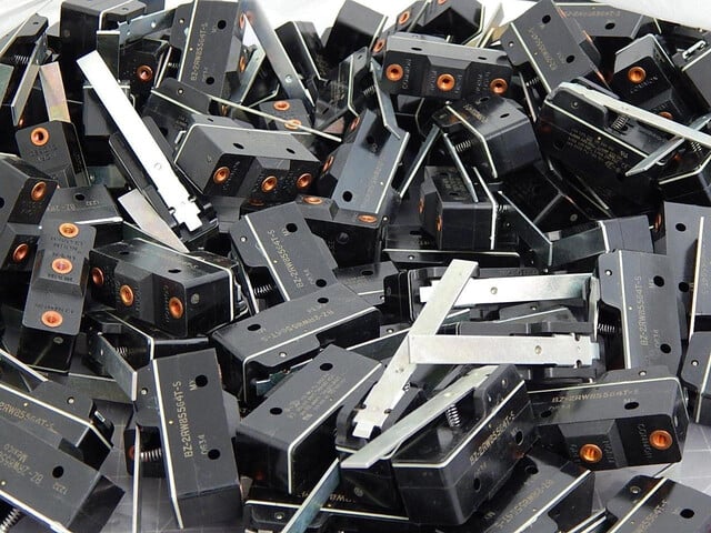 Micro Switch #BZ-2RW85564T-S, Basic Snap Action Switches, 15 Amp, 125/250/480 Volts AC, LOT of 100 - Image 2