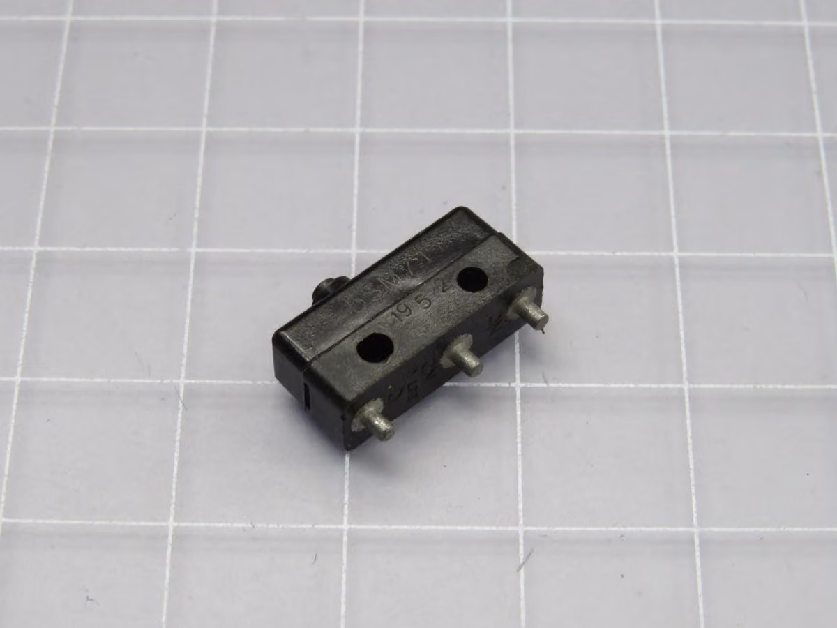 Honeywell #5SM71, Basic Snap Action Switch, LOT of 75 - Image 2