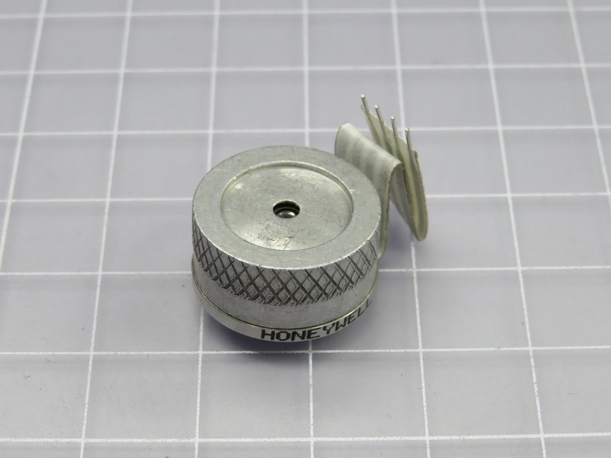 Honeywell #19C500PG3K, Pressure Sensors, 500 PSI., 0.1 Volts, LOT of 3 - Image 1