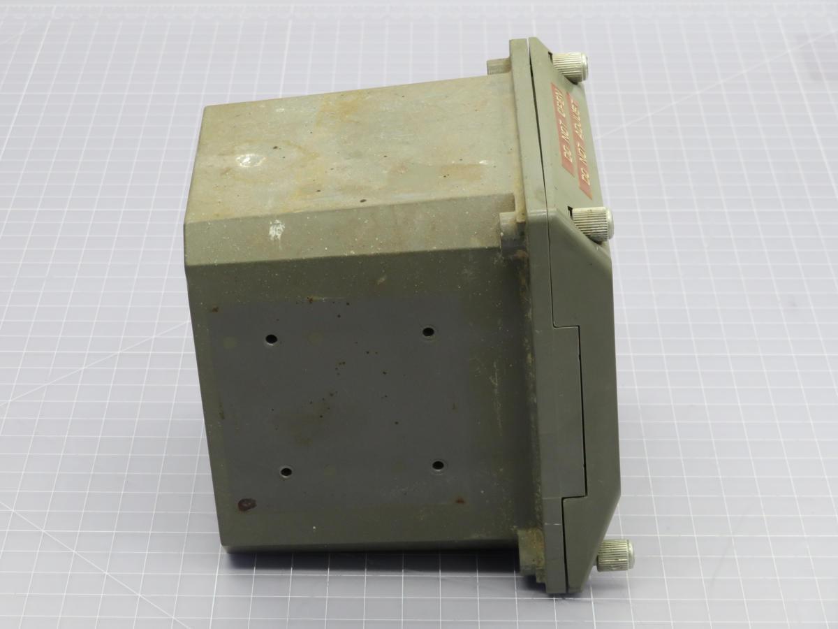 GLI #670, pH Controller/Flow Rate Monitor - Image 1