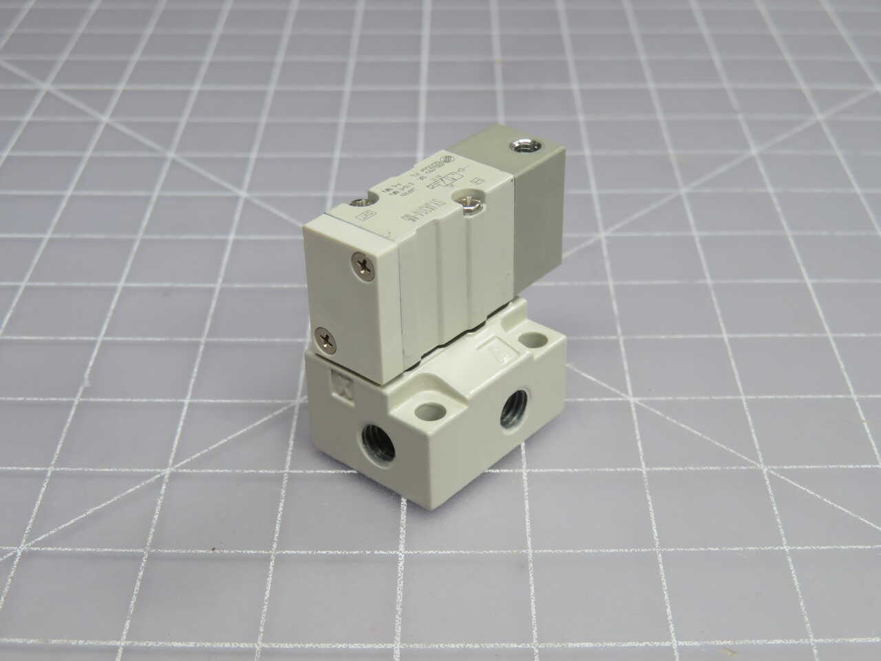 SMC #SYJA314-M5, Solenoid Valves, LOT of 5 - Image 1