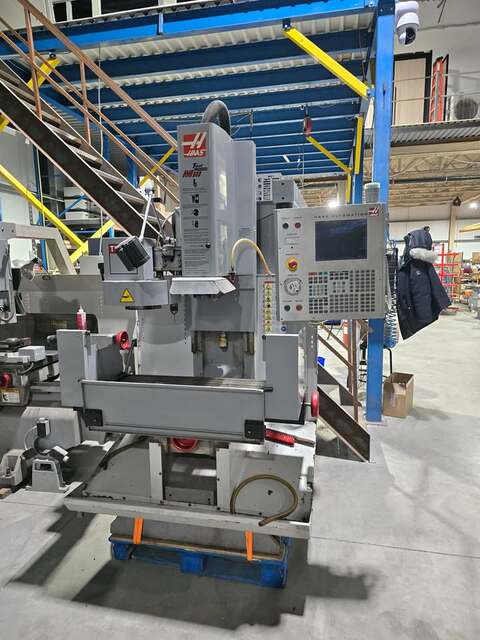 Haas #TM-1, CNC toolroom mill, 47.5" x 10.5" table, 30" X, 12" Y, 16" Z, 7.5 HP, 4000 RPM, 10 automatic tool - Image 1