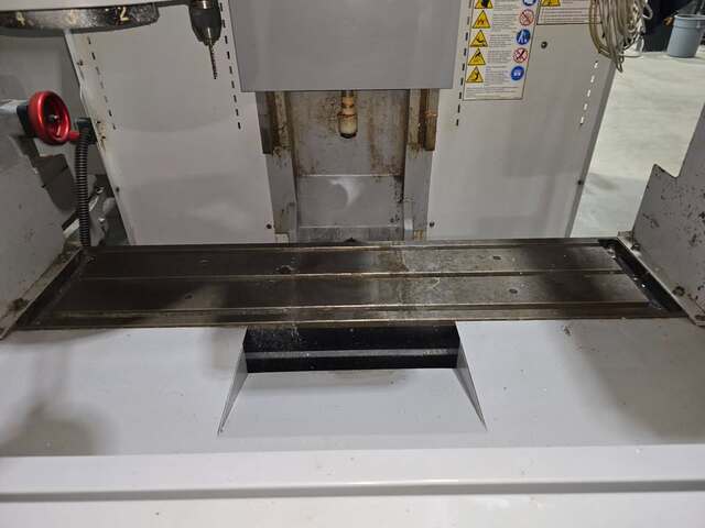 Haas #TM-1, CNC toolroom mill, 47.5" x 10.5" table, 30" X, 12" Y, 16" Z, 7.5 HP, 4000 RPM, 10 automatic tool - Image 3