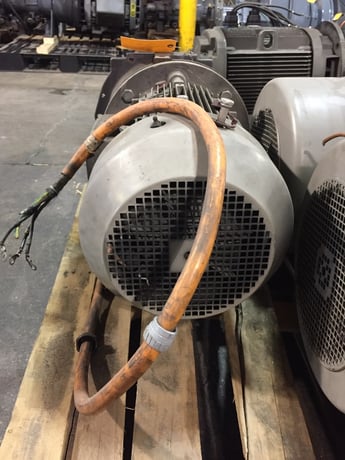 25 HP 3720 RPM Siemens, variable speed drive, TEFC. 39 amp, 460 Volts - Image 3