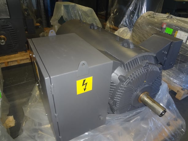 600 HP 900 RPM General Electric, Frame 5809S/5810S, BBTEFC, New, 2300/4000 Volts - Image 2