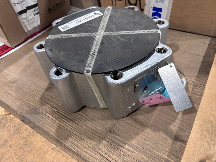 6" Velan #PL14-802889-3XB, dual plate check valve, 150# class, solid lug flanged, WCB body, API 594, 285 psi - Image 4