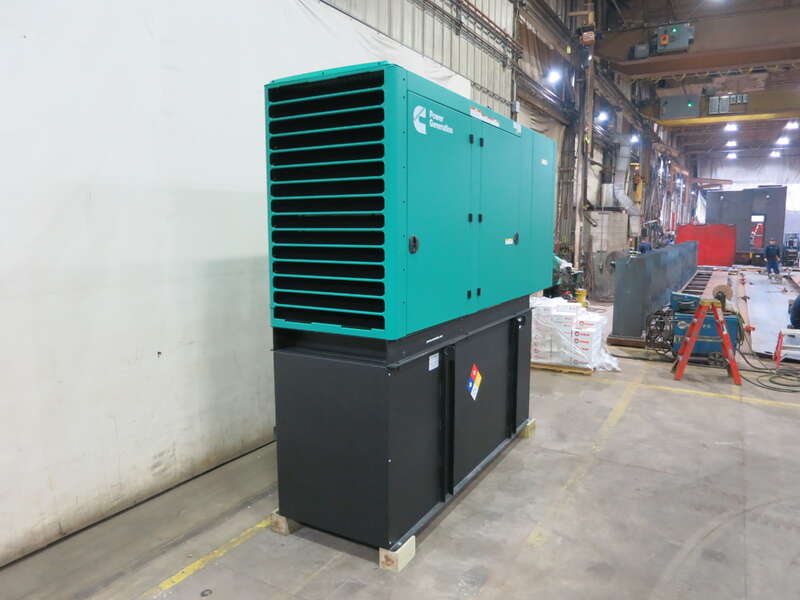 200 KW Cummins #C200D6D, diesel generator set, 120/208 Volts, 324 HP @ 1800 RPM, QSB7-G5 NR3 engine, EPA Tier - Image 2