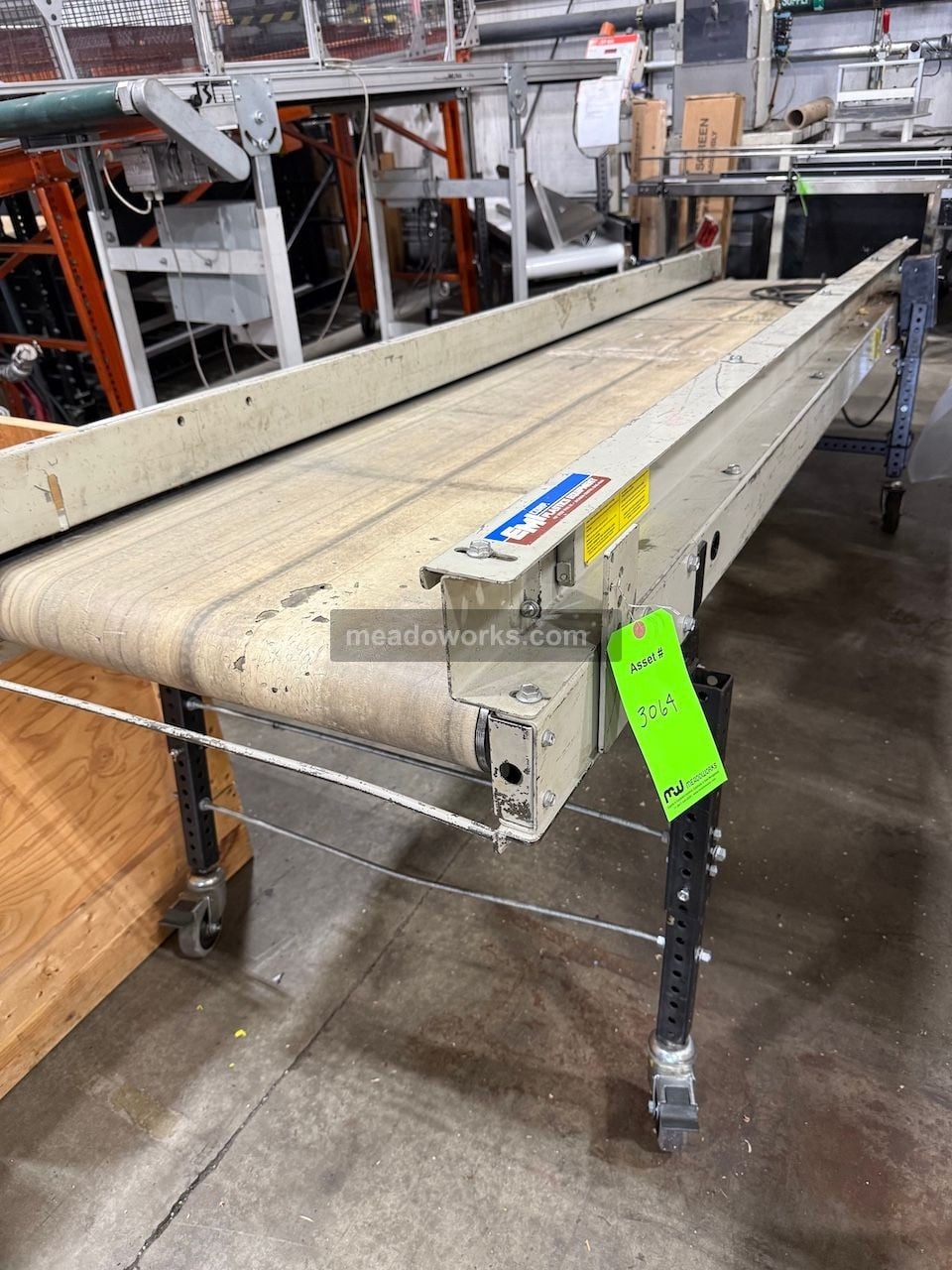 24" wide x 10' long, EMI #DD-24-10, Flat Belt Conveyor, 6.0 amps, adjustable-height legs on casters, side - Image 2