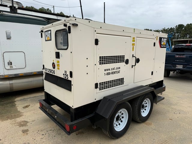 100 KW Caterpillar #XQ125, Diesel Generator, multi-voltage selector switch, 1800 RPM, EMCP 4.2B digital - Image 2