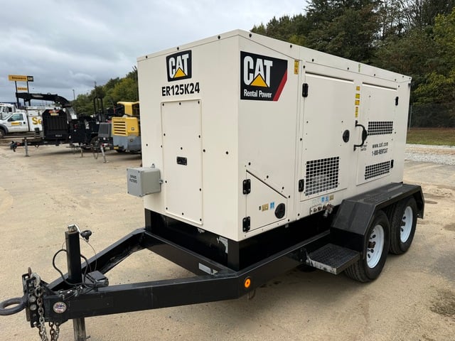 100 KW Caterpillar #XQ125, Diesel Generator, multi-voltage selector switch, 1800 RPM, EMCP 4.2B digital - Image 4