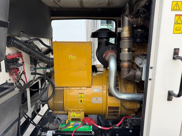 100 KW Caterpillar #XQ125, Diesel Generator, multi-voltage selector switch, 1800 RPM, EMCP 4.2B digital - Image 8