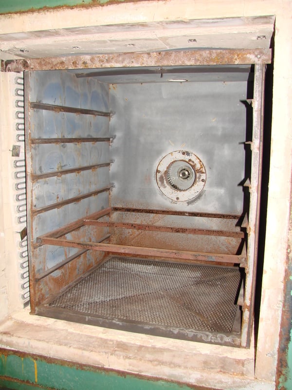 36" width x 44" H x 36" L Thermcraft, fiber lined, 1000°F, draw batch, recirculating - Image 4
