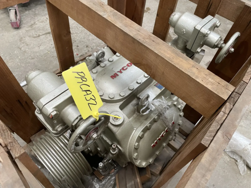 Mycom #F6C, bare 6-cylinder reciprocating compressor - Image 2