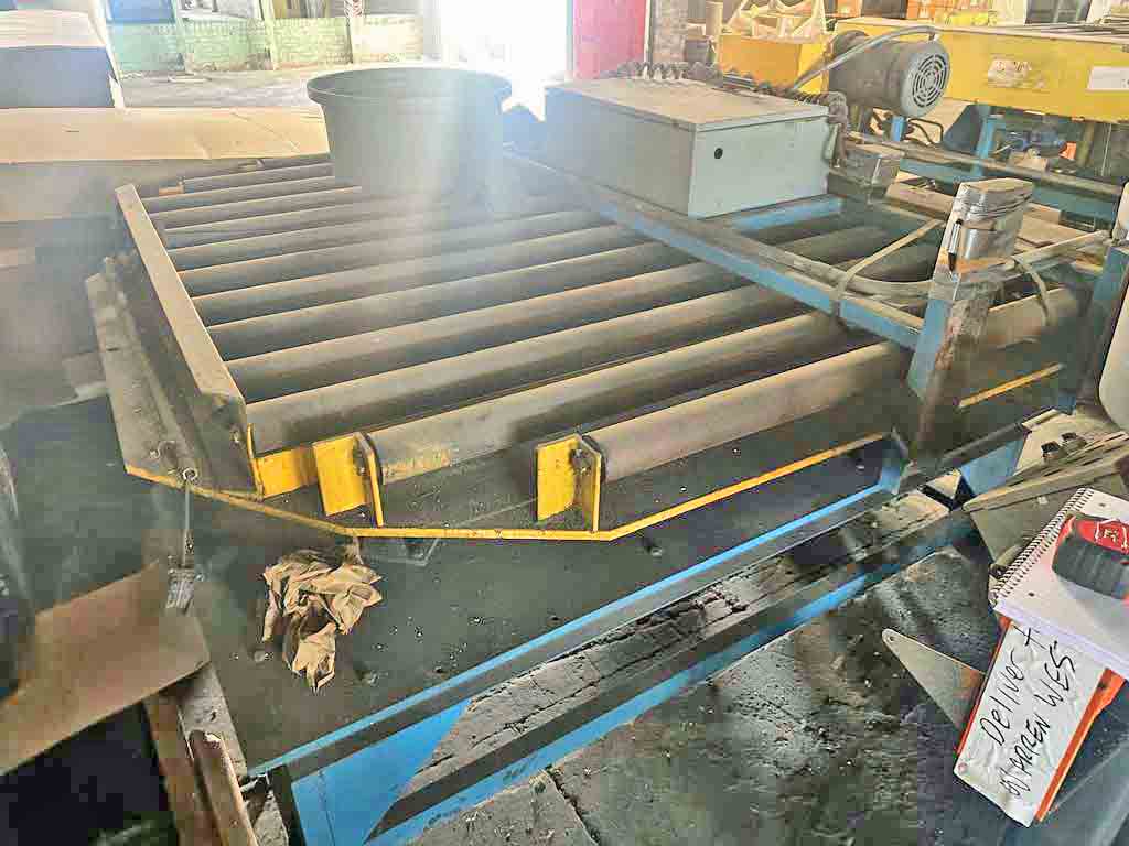 Rotary conveyor, Webb-Norfolk, 10000 lb. x 72" outside dimension, powered 3.5" diameter x 76" face rolls on - Image 2