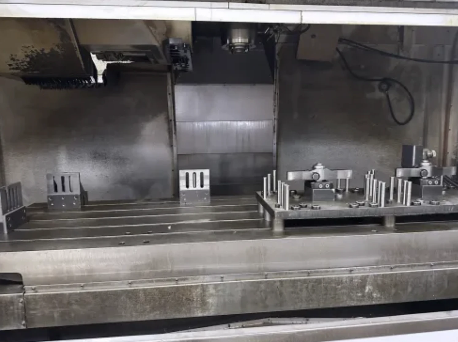 Haas #VF-7/50, CNC Vertical Machining Center, 84" X, 32" Y, 30" Z, 84" x 28" table, 30 HP, 7500 RPM, 30 - Image 4