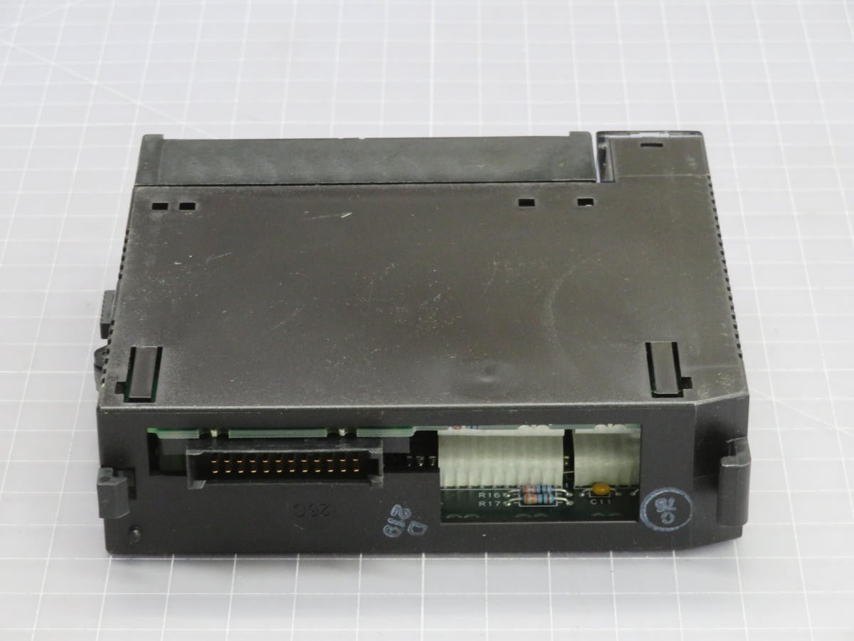 General Electric #IC693ALG220, Input Module - Image 2