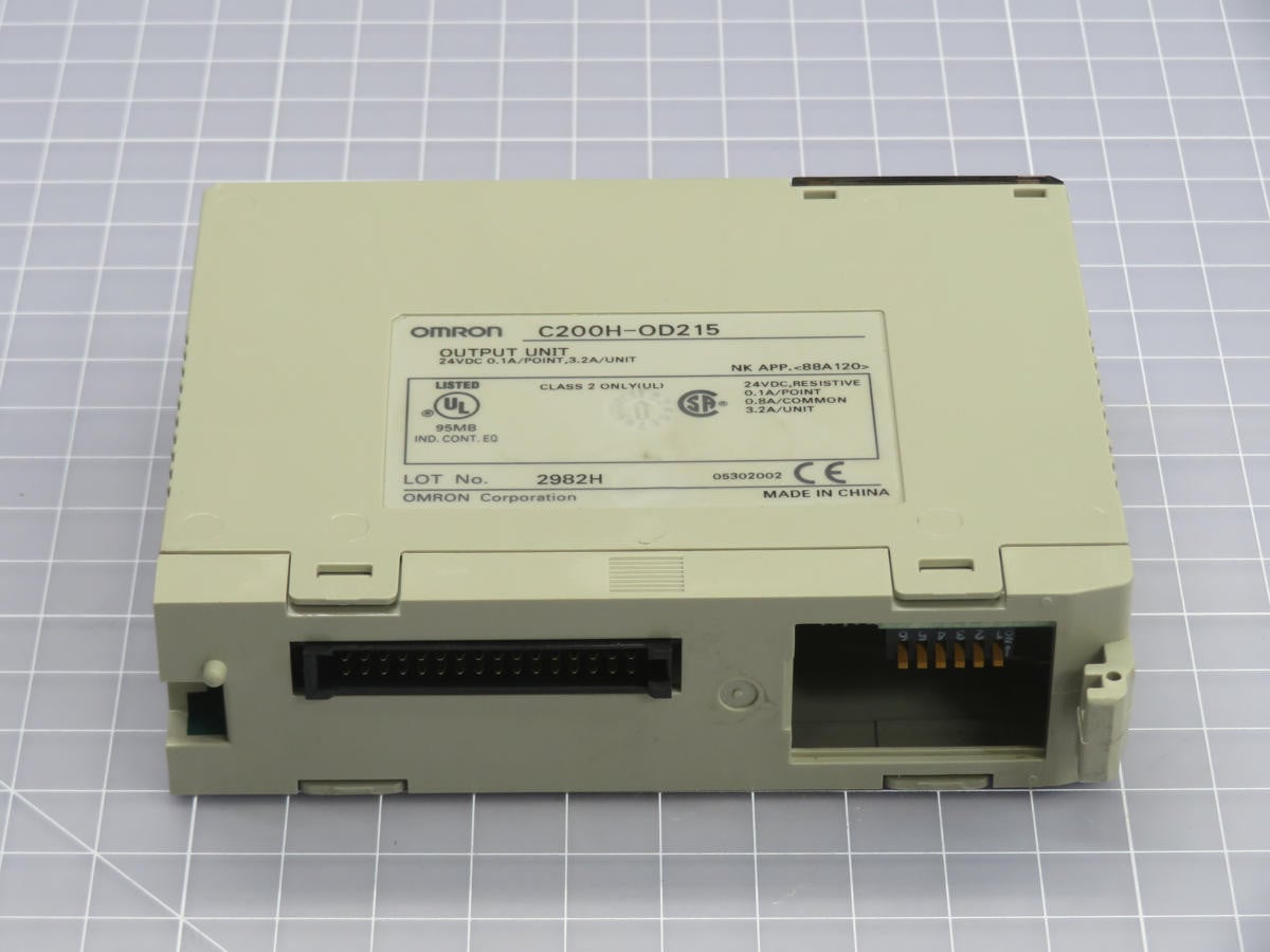 Omron #C200H-OD215, Transistor Output Module (2 available) - Image 2