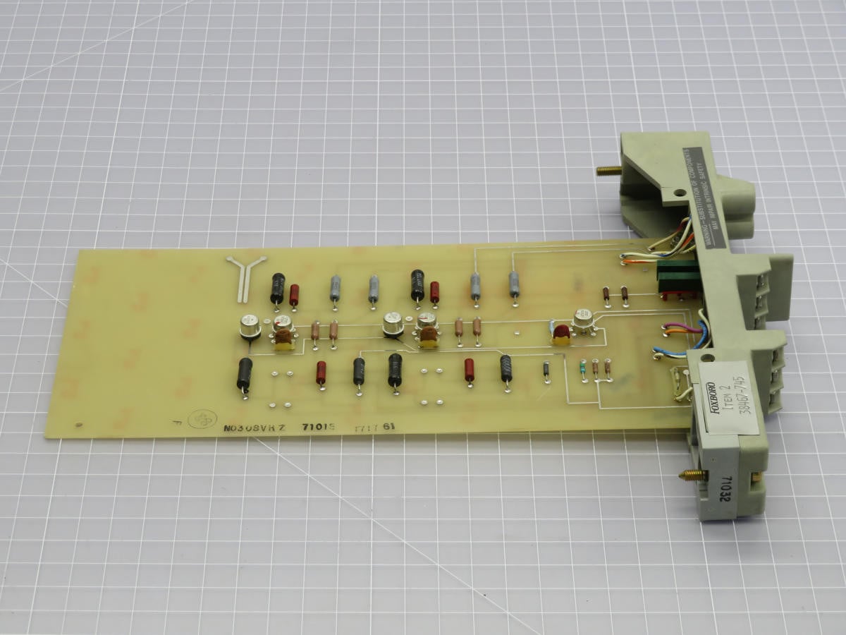 Foxboro #2A0-V31-FGB, Voltage to Current Conversion Module, 0-10 VDC Input, 4-20 mA Output - Image 2