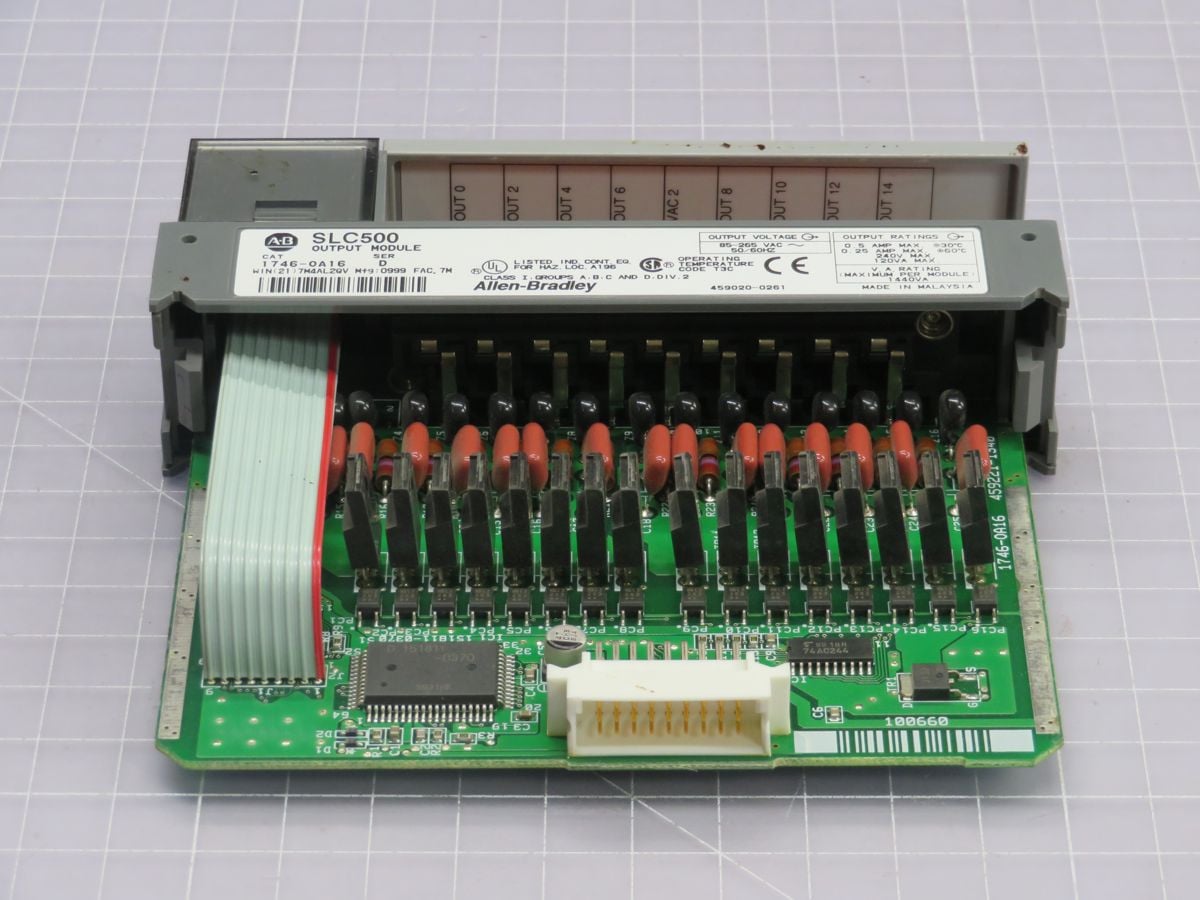 Allen-Bradley #1746-0A16, Output Module - Image 2