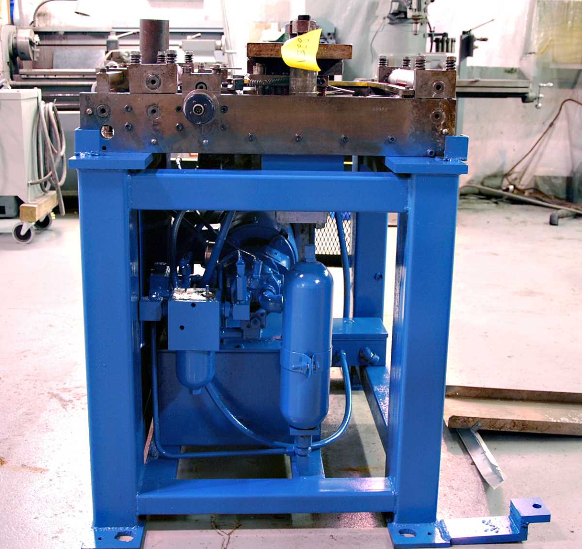 5 Ton, Lockformer, 2-post cut off, #2251 - Image 2