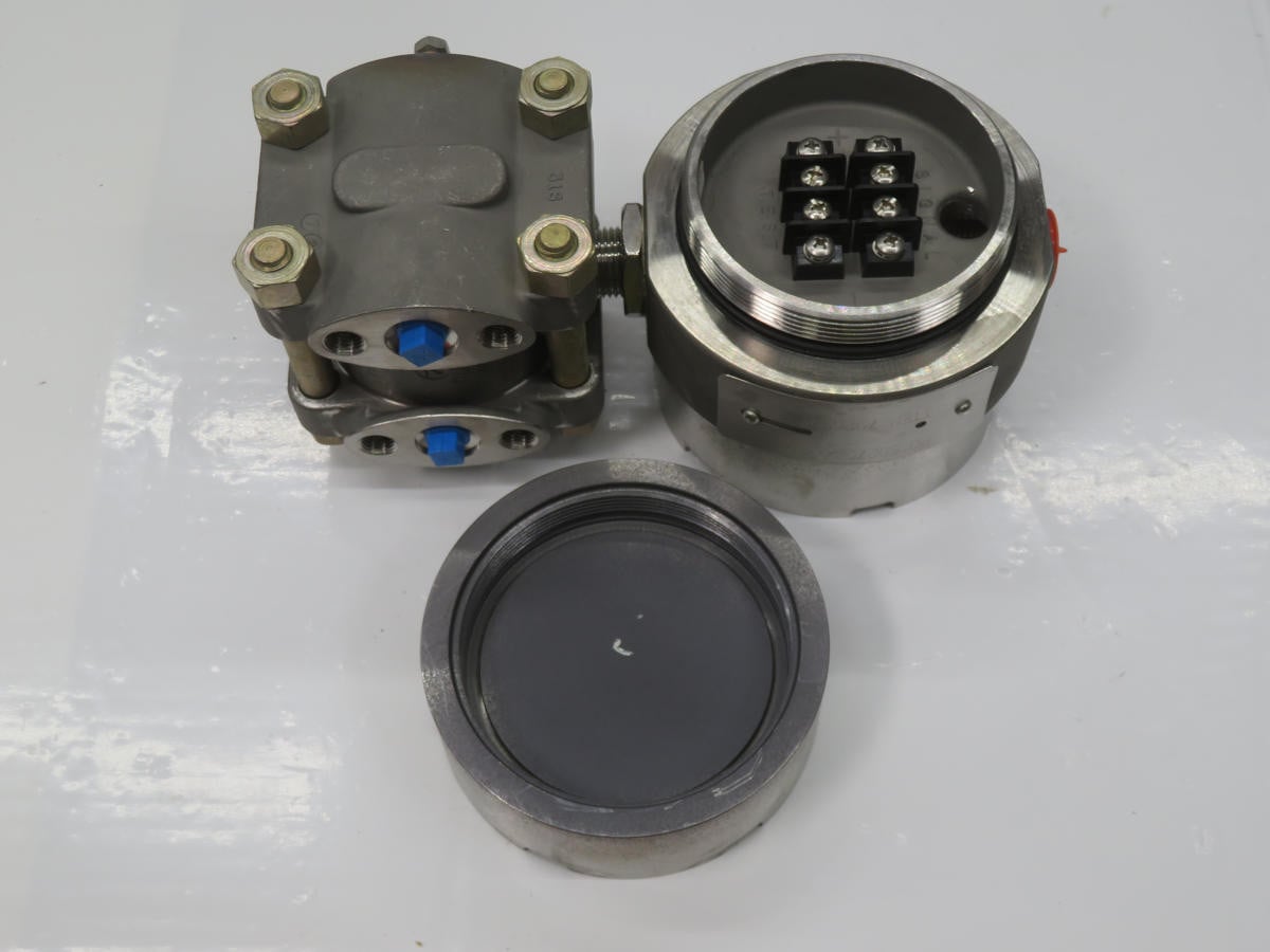 Rosemount #0/30, In H20 Pressure Transmitter - Image 2