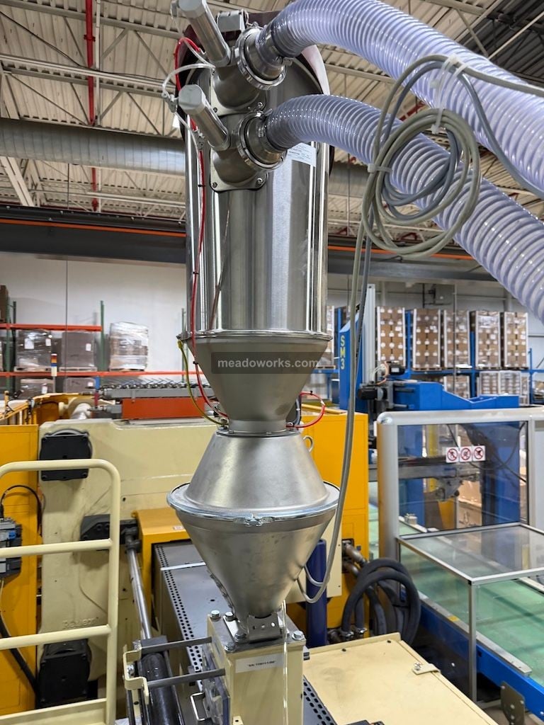 Wittmann, Material Loader, 2022 - Image 3