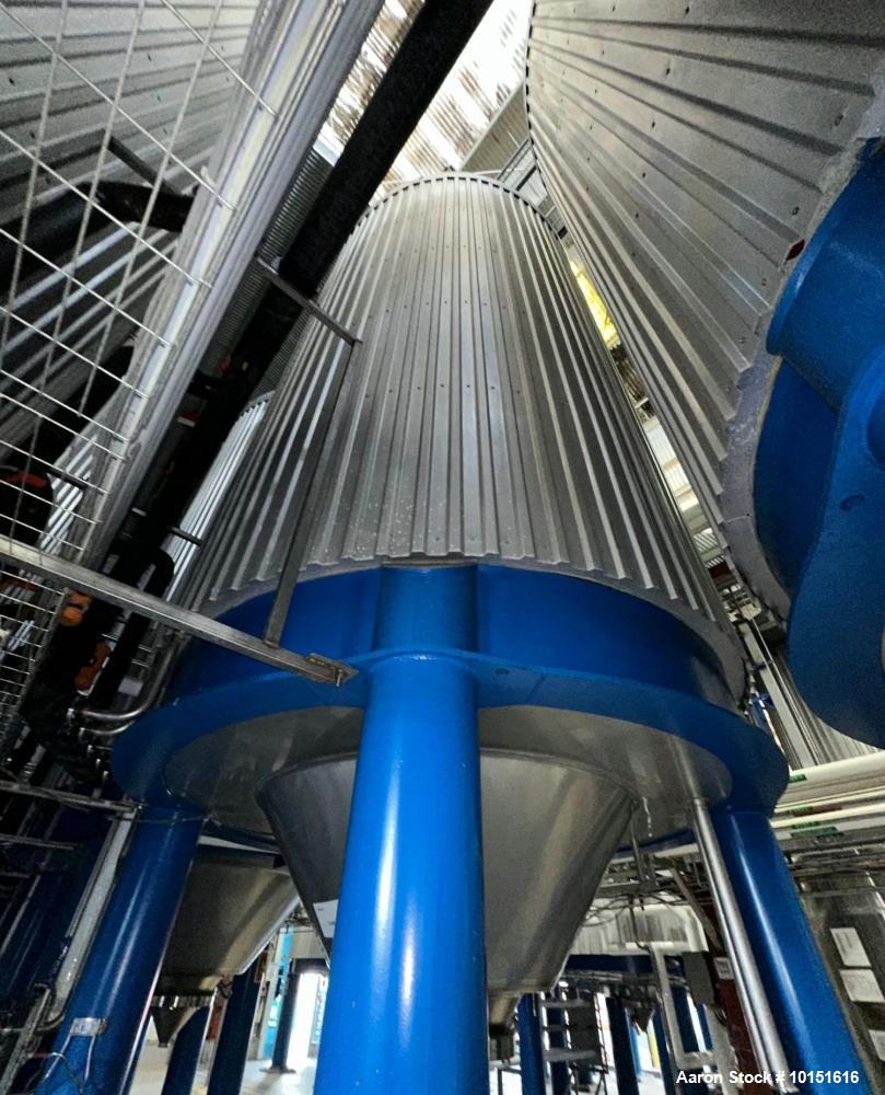 300 BBL Ziemann Bauer, Fermentation Tank, 304 Stainless Steel, 10' 2" diameter x 30' H, cone bottom, glycol - Image 2