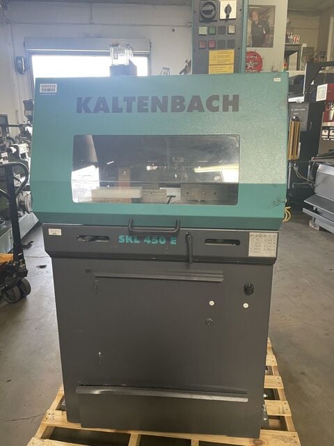 17.72" Kaltenbach #SKL-450E, Cold Saw, 6.3" round capacity, 5.7" square capacity, 3.7/4.7 kW, 2012 - Image 2