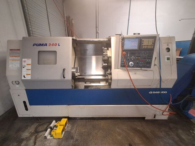 Daewoo Doosan #Puma-240L, CNC Lathe, 22.4" swing, 16.5" diameter x 25.5" length, 10" chuck, 30 HP, 3500 RPM - Image 1