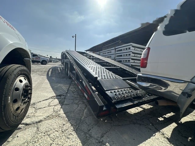 Infinity #GN600, 6-car automatic transport trailer, 50' overall, 48' top / 42' bottom deck, 102" bed width - Image 5