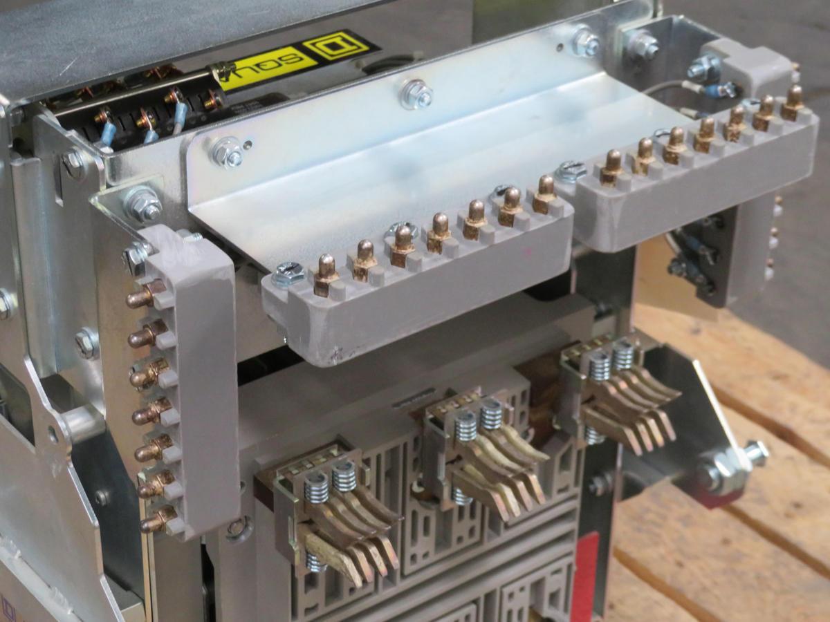 800 Amps, Square D #LGSB11, Circuit Breaker, Masterpact Nt 08 N1, 508 VAC Voltage, 800 Amp Current - Image 6