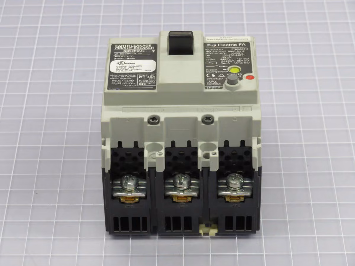 40 Amp, Fuji Electric #SG53RCUL40, Din Rail Mount Circuit Breaker - Image 3