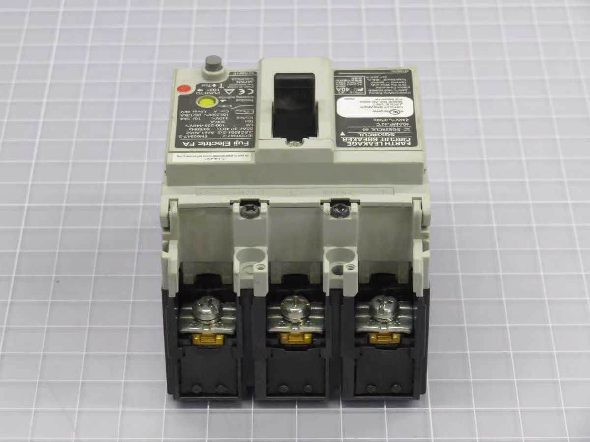 40 Amp, Fuji Electric #SG53RCUL40, Din Rail Mount Circuit Breaker - Image 4