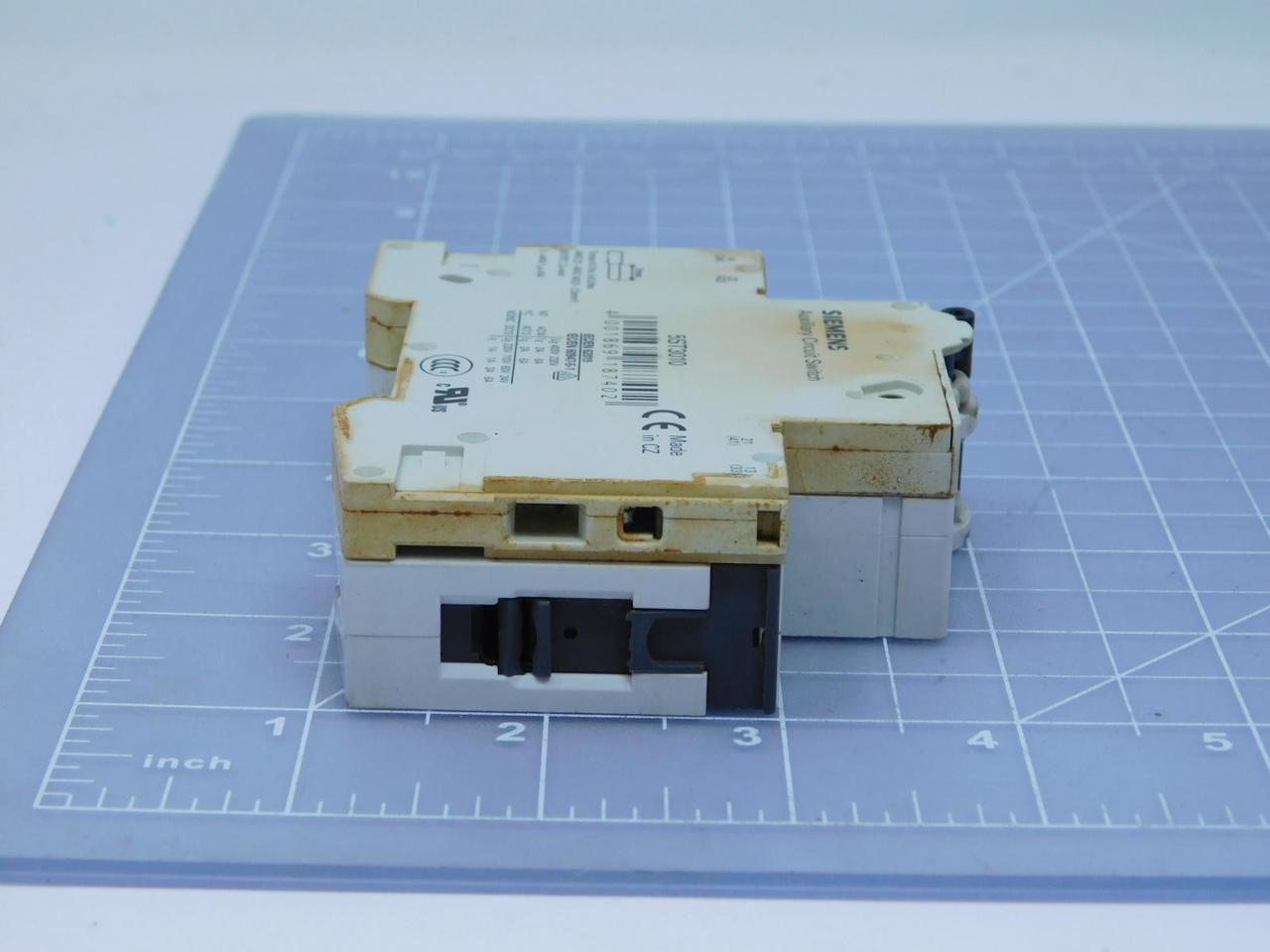 25 Amp, Siemens #5SY6125-6, Circuit Breakers 1 Pole w/ 5ST3010 Auxiliary Circuit Switch, LOT of 55 - Image 6