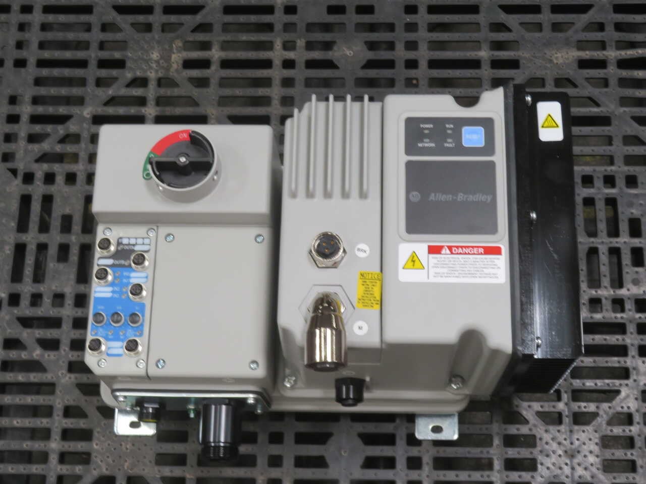 1 HP Allen-Bradley #2 84e-fvd2p3z-10-rrg, Variable Frequency Drive - Image 2