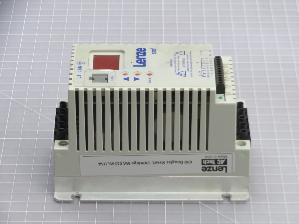 0.75 KW Lenze #ESMD751X2SFA, Frequency Inverter Drive - Image 2