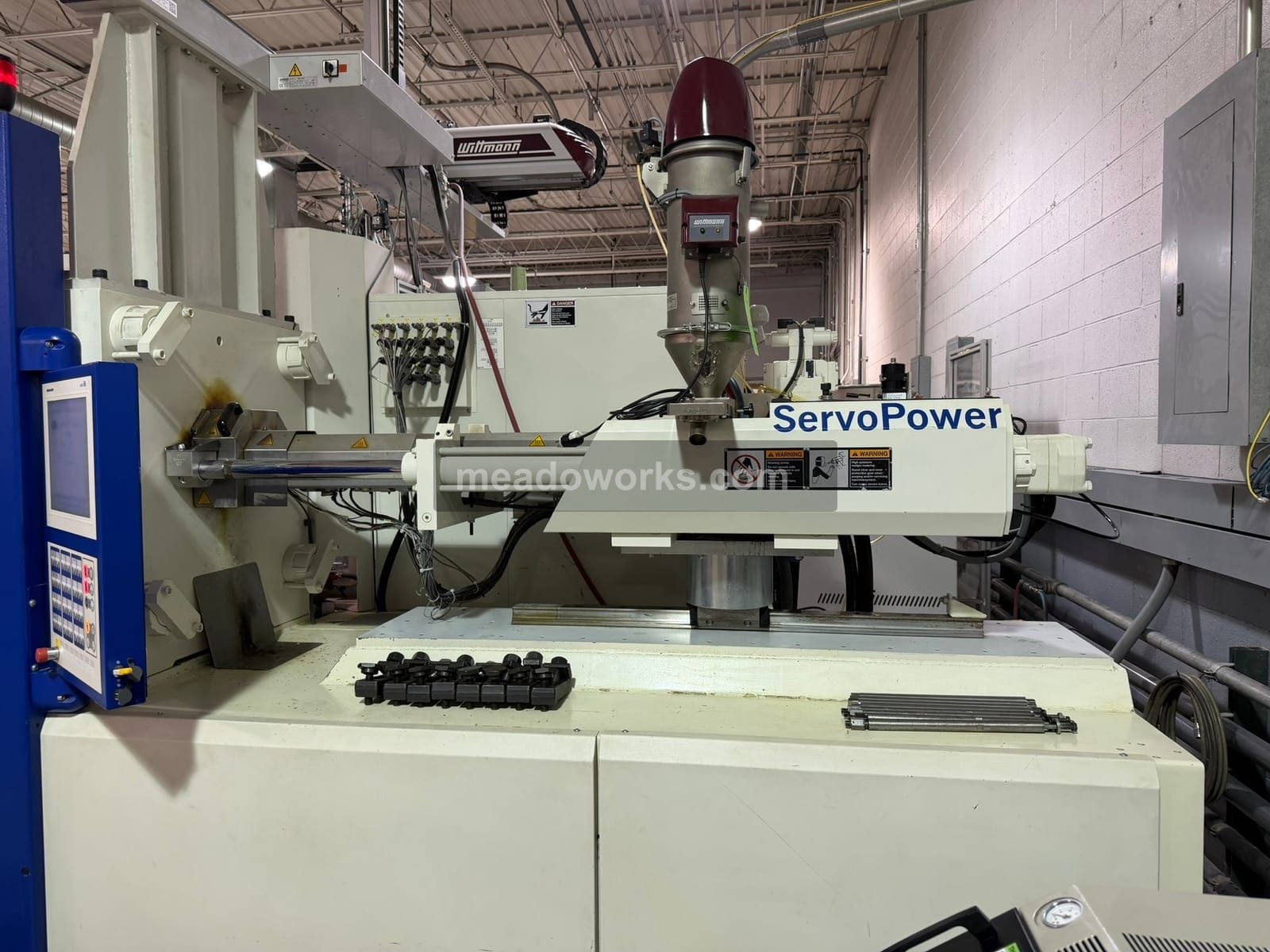 263 Ton, Battenfeld #HM-240/1330, Hydraulic Injection Molder, 24.8" x 22.4" tie bar spacing, 42.3" daylight - Image 6