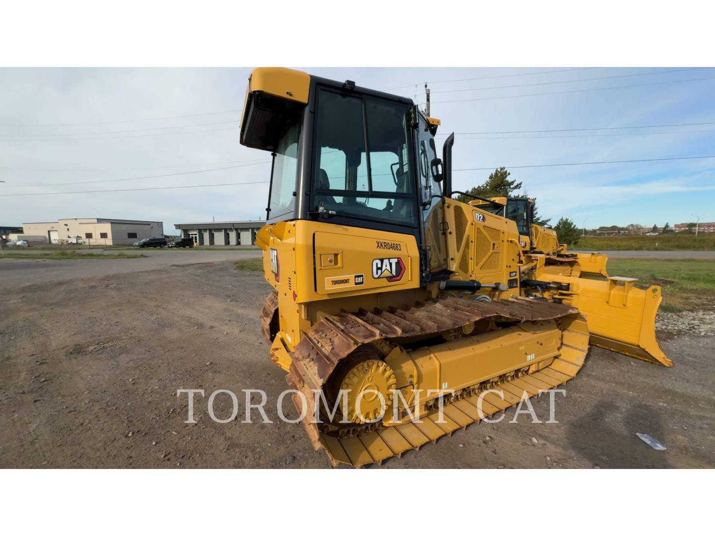 Caterpillar D2-12LGP, 328 hours, S/N: XKR04683, 2025 - Image 3