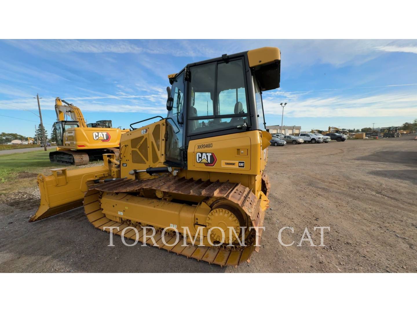 Caterpillar D2-12LGP, 328 hours, S/N: XKR04683, 2025 - Image 4